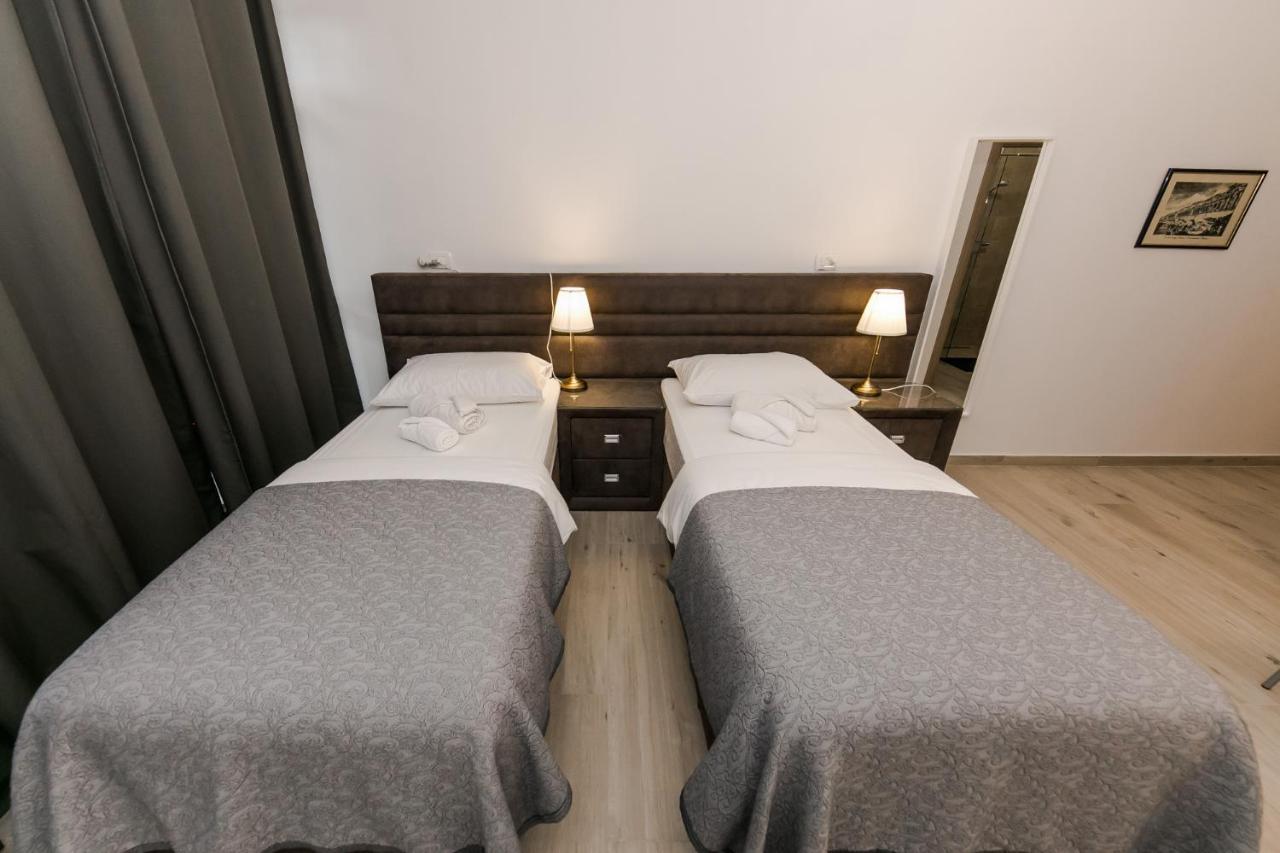 Palomia B Apartment สปลิท ภายนอก รูปภาพ